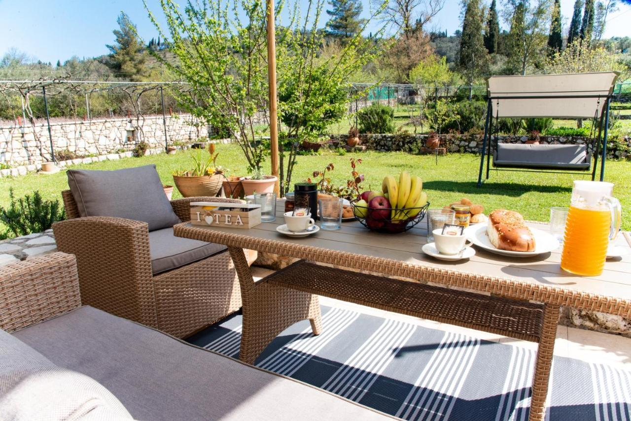 Giannakis Villa *